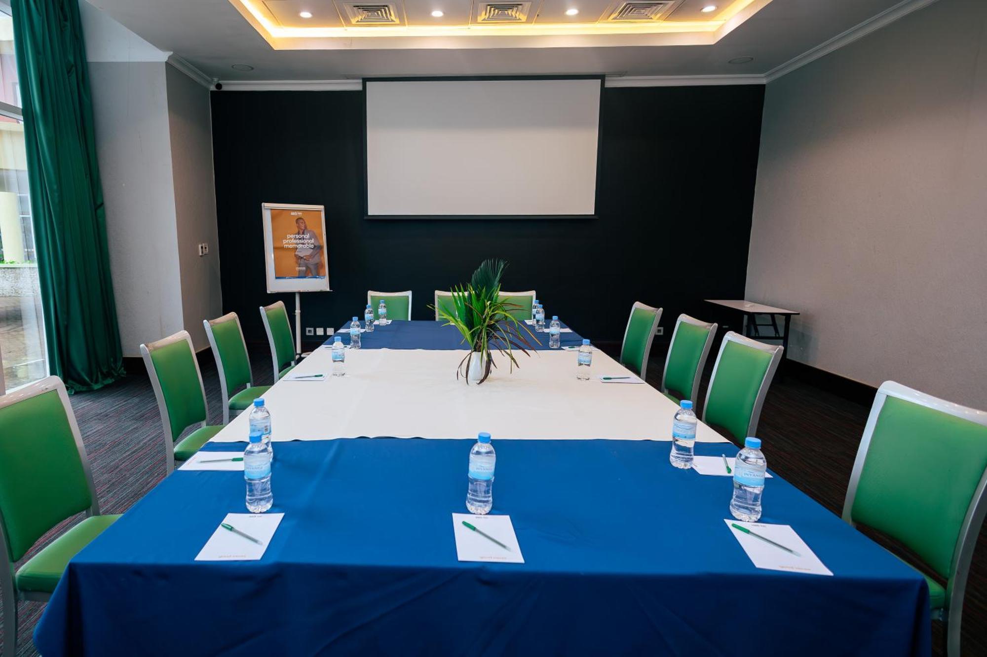 Park Inn By Radisson, Kigali Exterior photo
