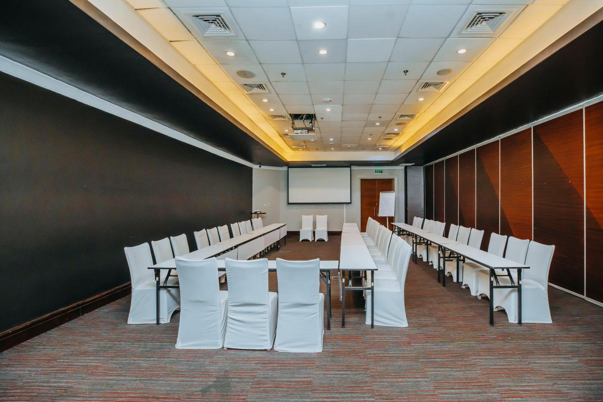 Park Inn By Radisson, Kigali Exterior photo